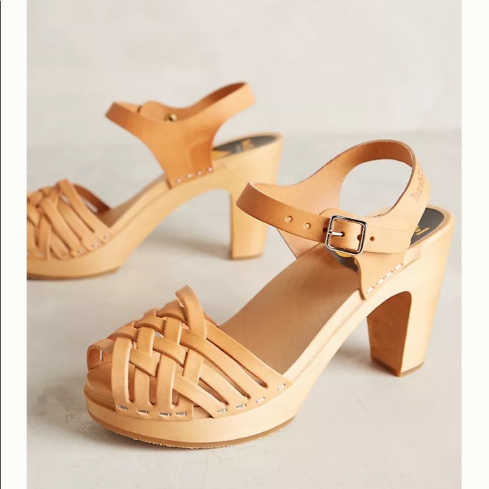 Size 36EU.